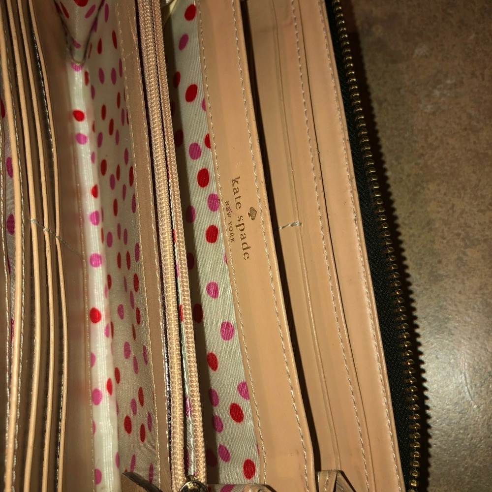 Wallet - Picture 4 of 6